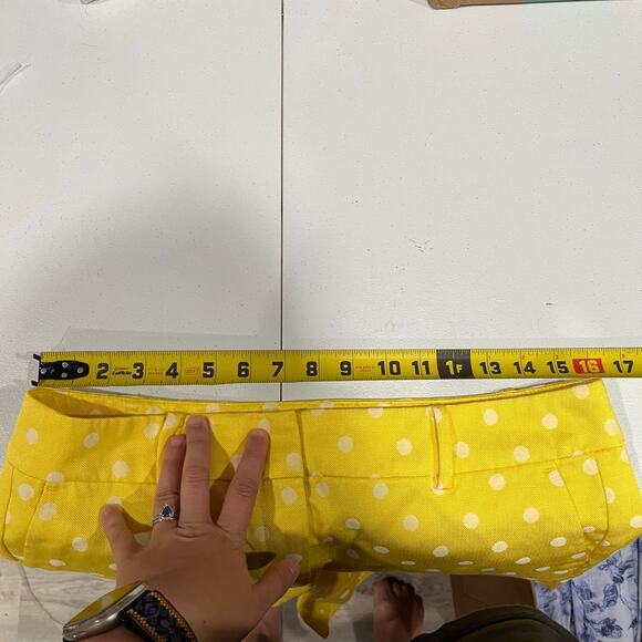 Ann Taylor Yellow Polka Dot Shorts Preppy Dressy Womens Size 10 Petite - Picture 5 of 7